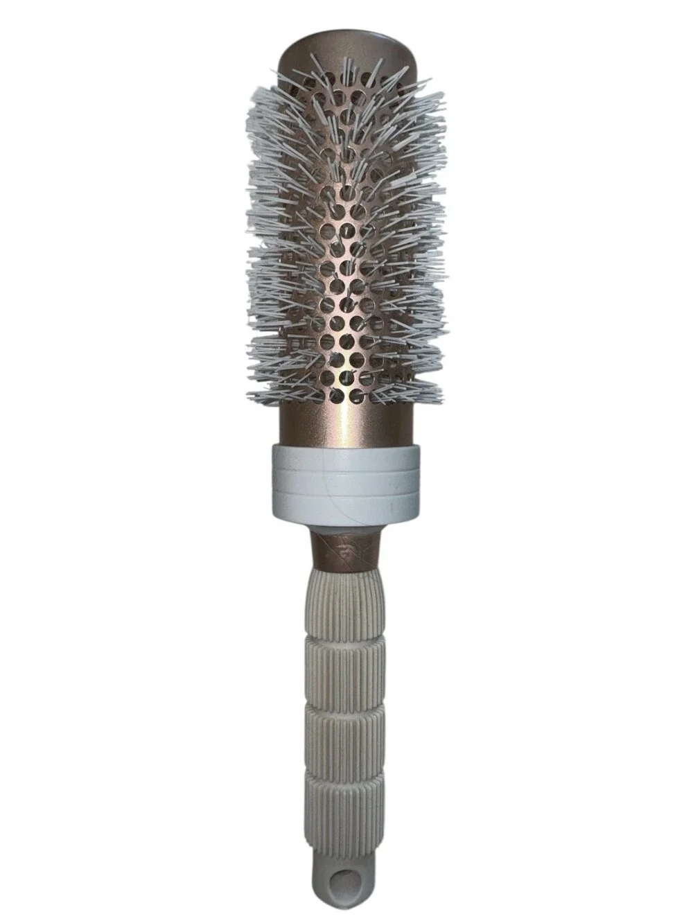 T3 Volume Round Brush featuring a vented rose gold ceramic-coated 2.5 in. barrel